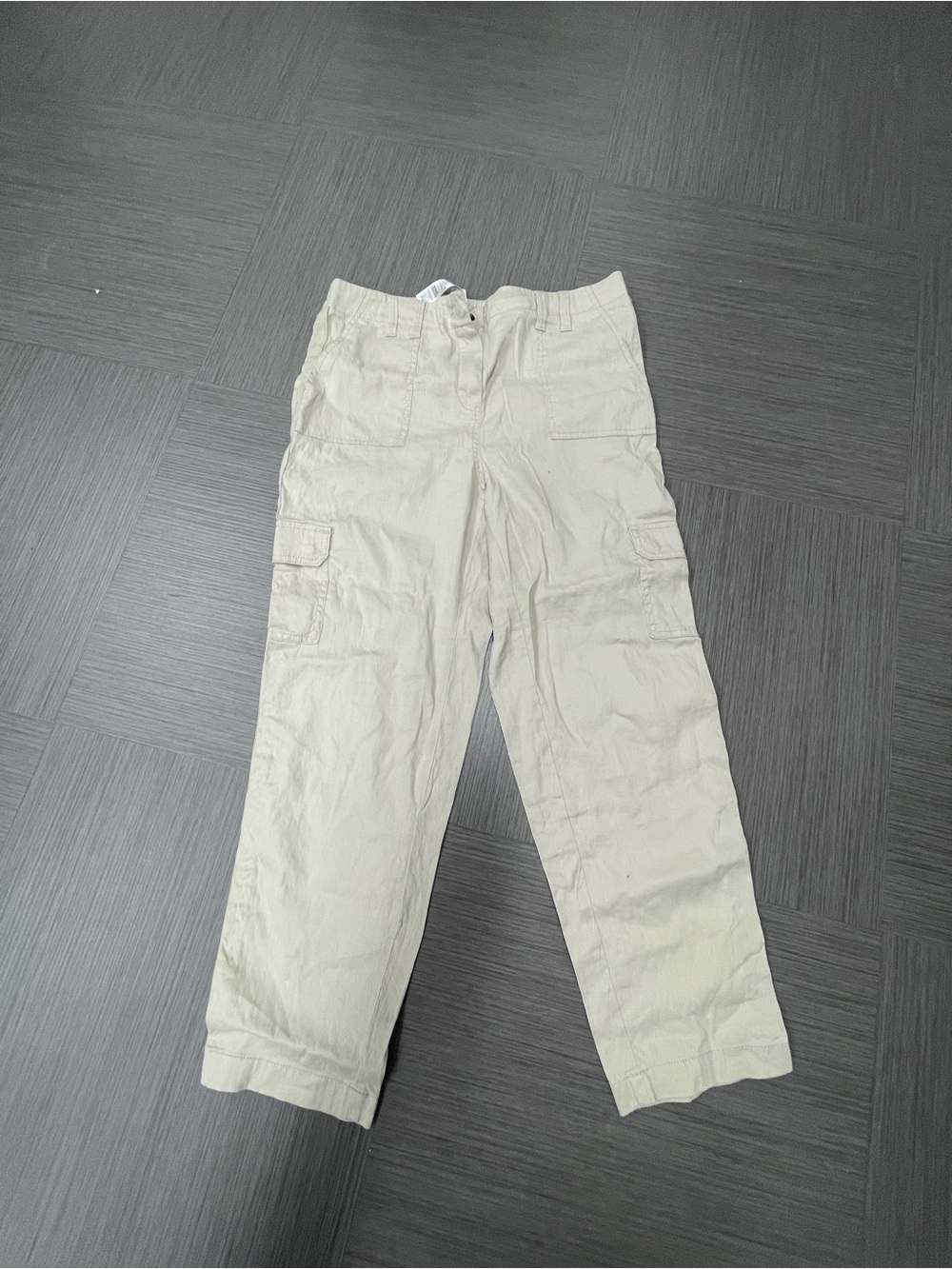 Chico's Lightweight Cargo Pants - Cream/Tan